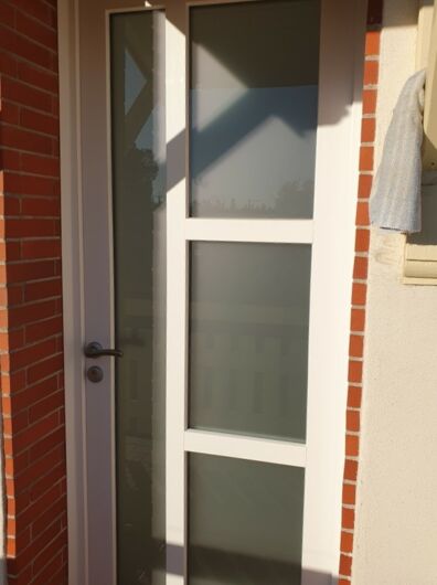 Rénovation Porte d'entrée en PVC - Graphik 1